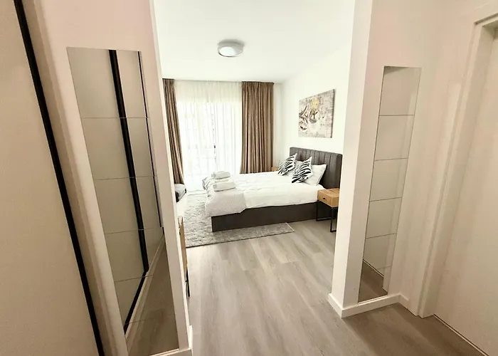 Rulu Studio Plaza Mall